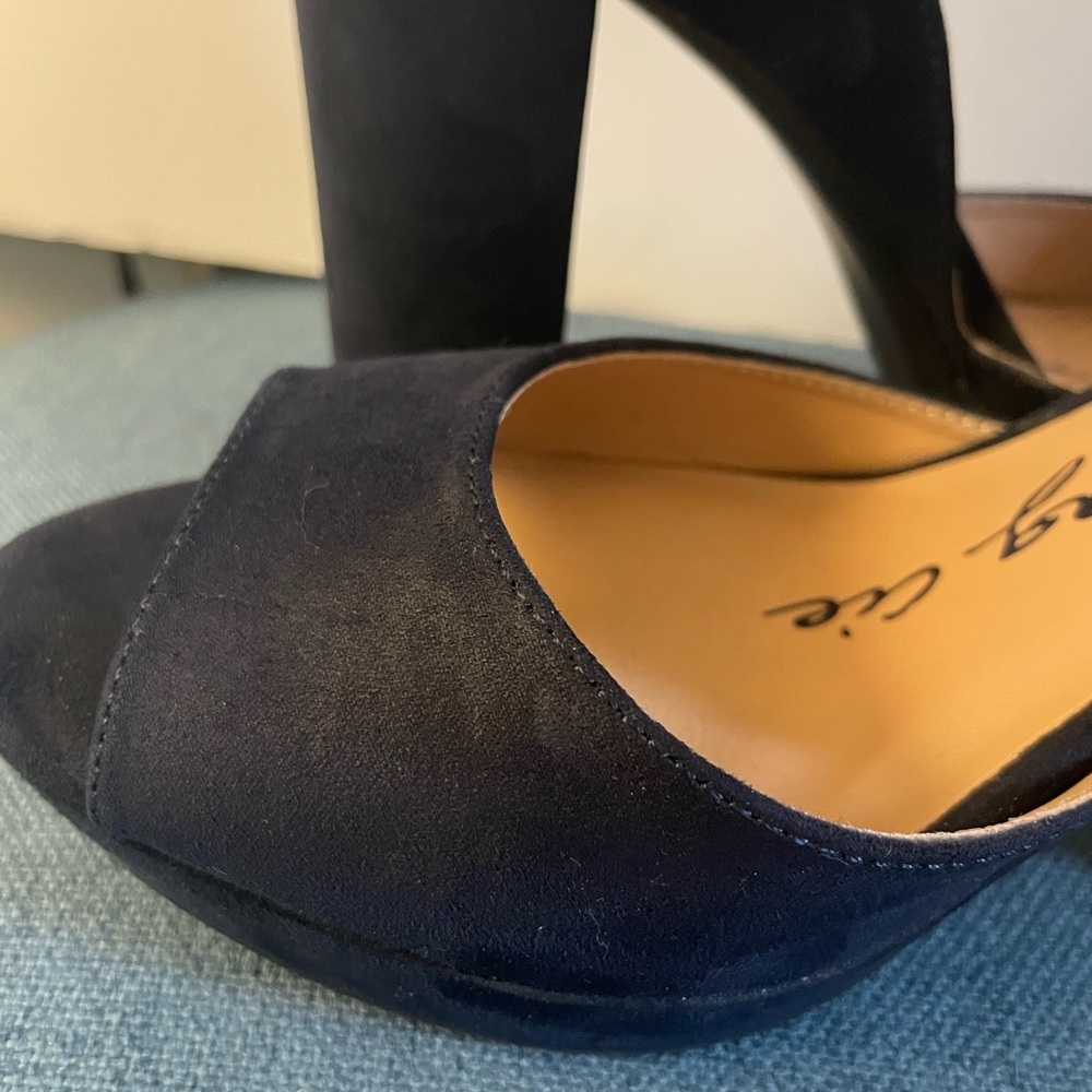 American Rag Cie Areeta Womens size 10 Solid Peep toe Platform Heels - Picture 9 of 12